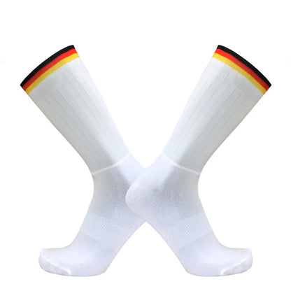 Aero Anti-Slip Cycling & Running Socks – Breathable Socks | Lock In